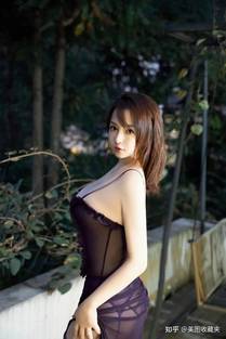 黑夜终至海报